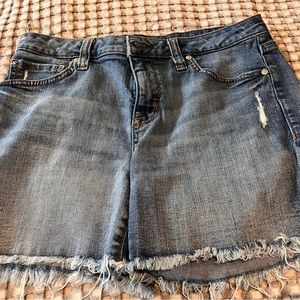 Seven7 women’s size 4 jean shorts